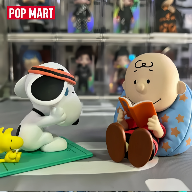 Figure Display Box - Original Authentic POPMART Snoopy Stay at